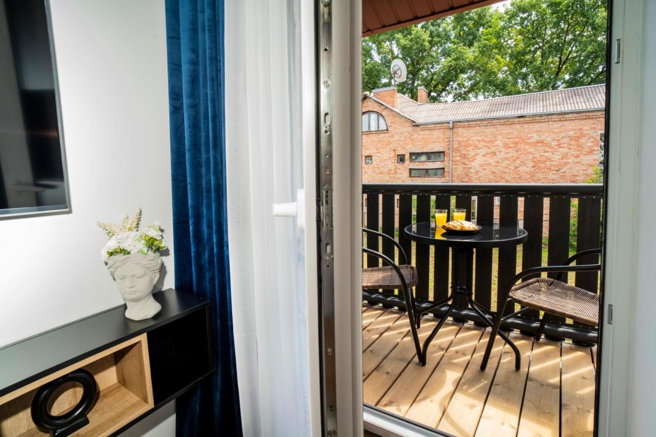 Fort63 Apartments Каунас Экстерьер фото