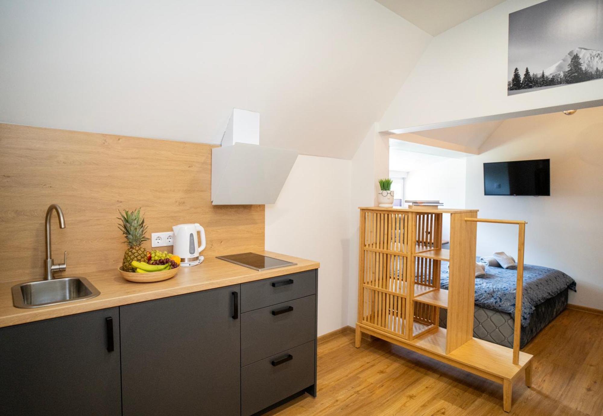 Fort63 Apartments Каунас Номер фото