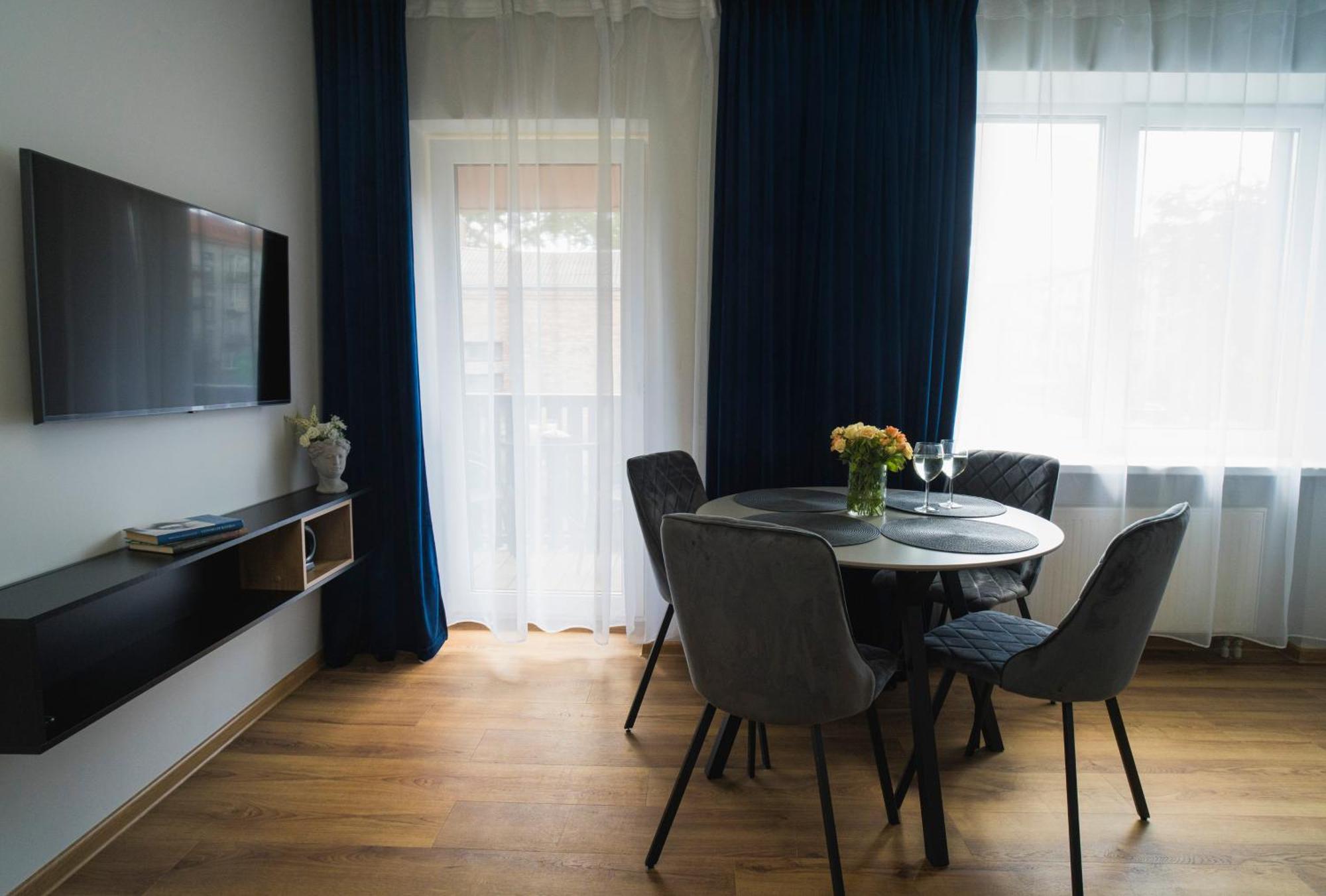 Fort63 Apartments Каунас Номер фото