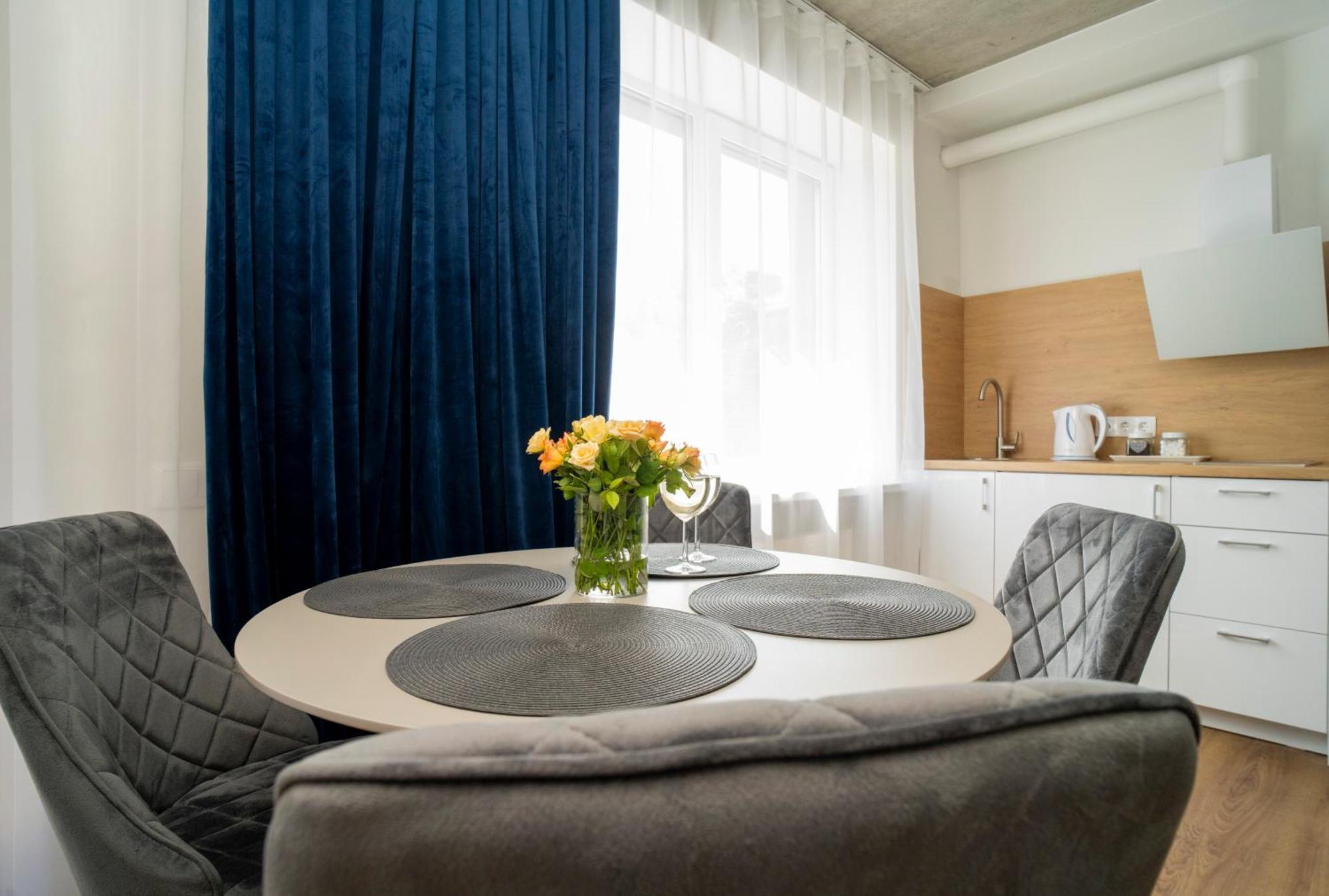 Fort63 Apartments Каунас Номер фото