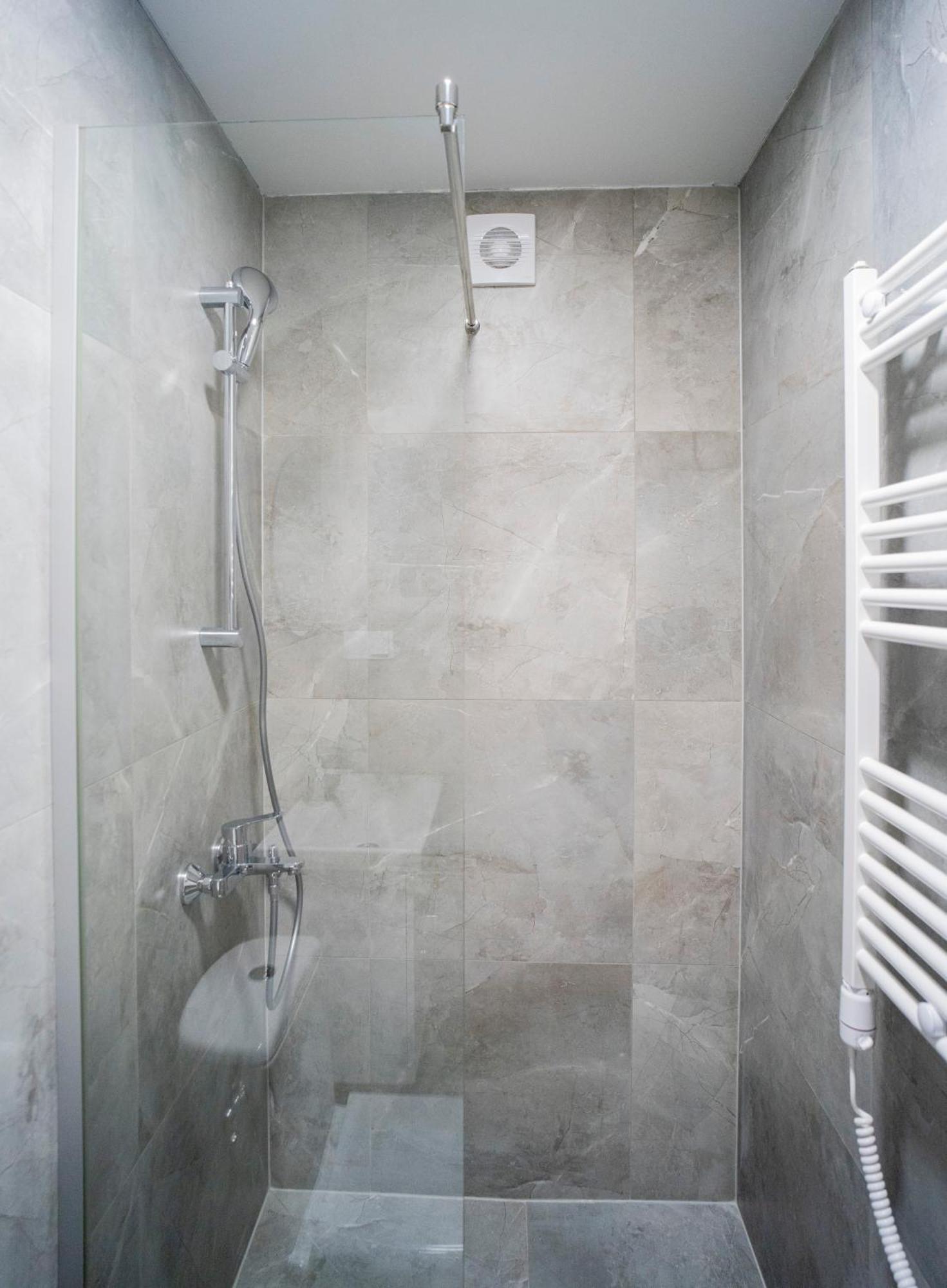 Fort63 Apartments Каунас Номер фото